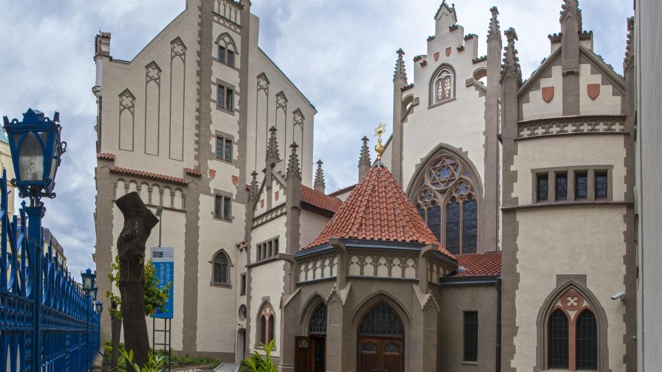 Exteriér Maiselovy synagogy - pohled z Maiselovy ulice