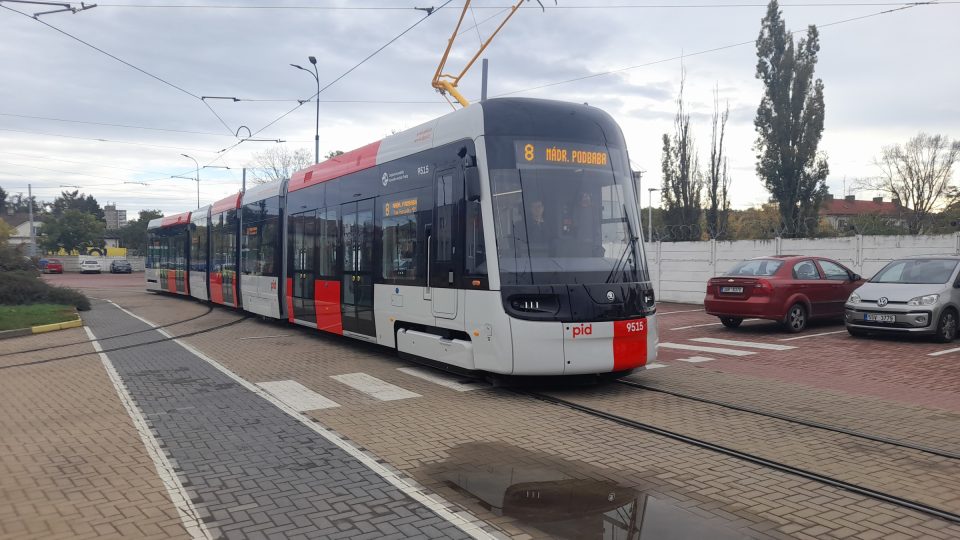 Tramvaj Škoda 52T | foto: Kryštof Jiřík, Český rozhlas Tramvaj Škoda 52T