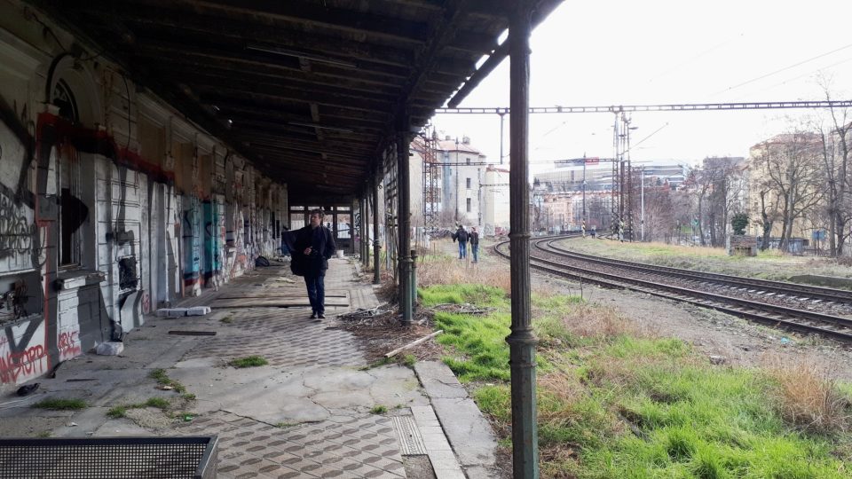 Chátrající nádraží Praha-Vyšehrad