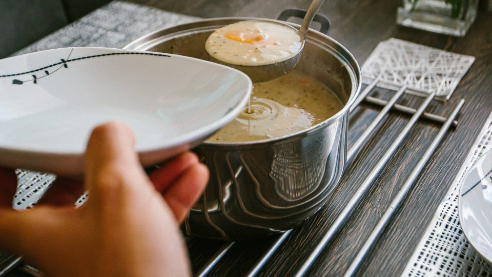 Tibor Novotný nás nejprve pohostil vydatnou polévkou