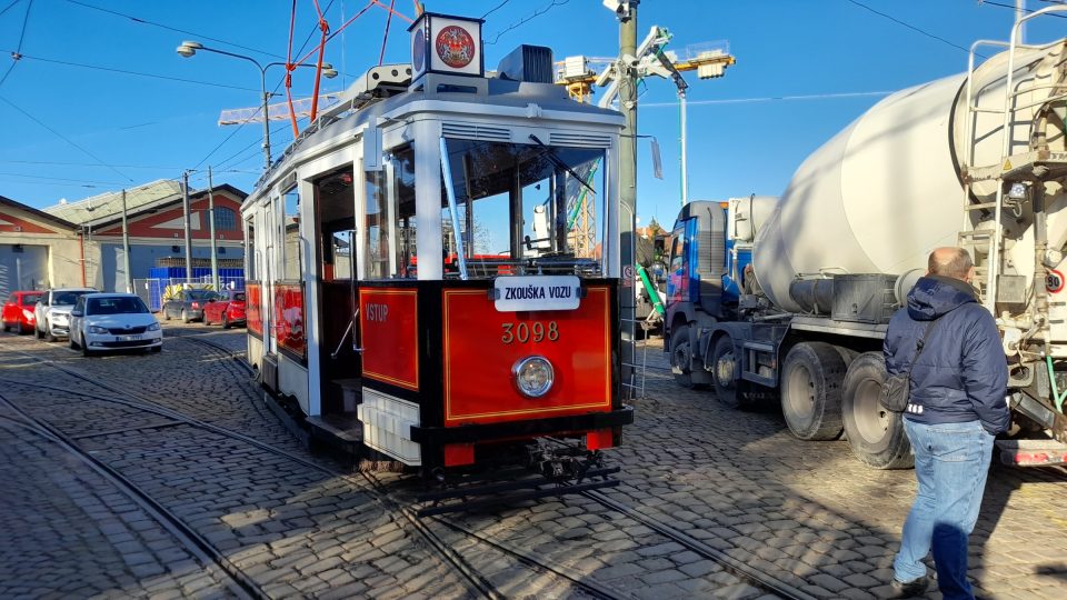 Historická tramvaj mevro