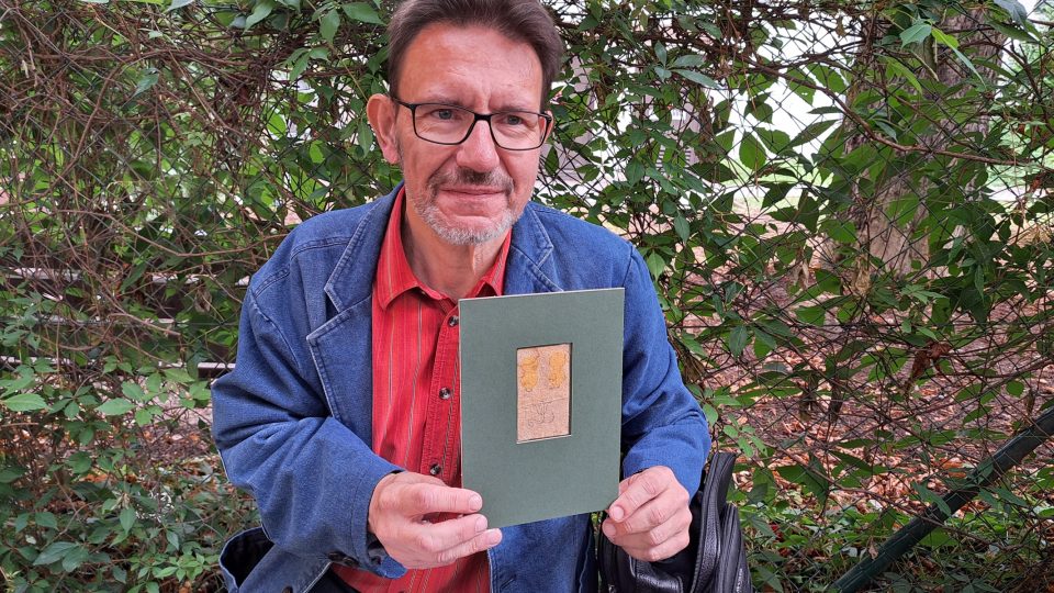 Sběratel Petr Bílý má ve sbírce i kartu z časů císaře Rudolfa II.