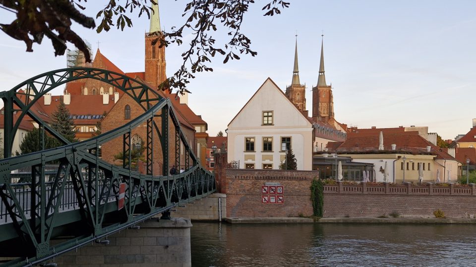 Wroclaw - most na Dómský ostrov | foto: Václav Müller, Český rozhlas Wroclaw - most na Dómský ostrov