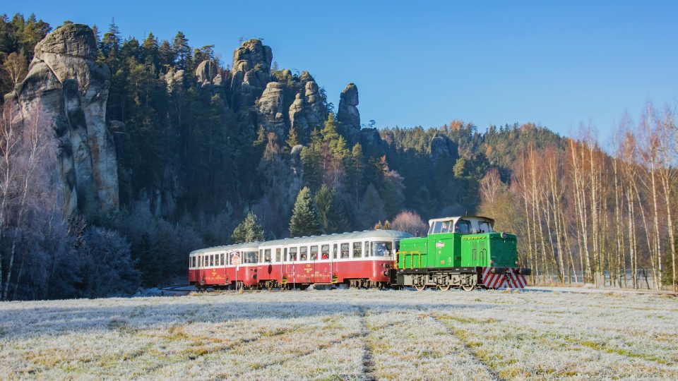 Adršpach a historická souprava