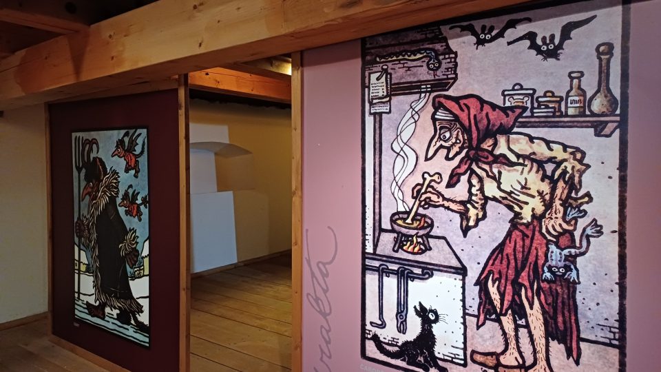 Na výstavě najdete i čertovskou a čarodějnickou tematiku | foto: Soňa Vaicenbacherová, Český rozhlas Na výstavě najdete i čertovskou a čarodějnickou tematiku