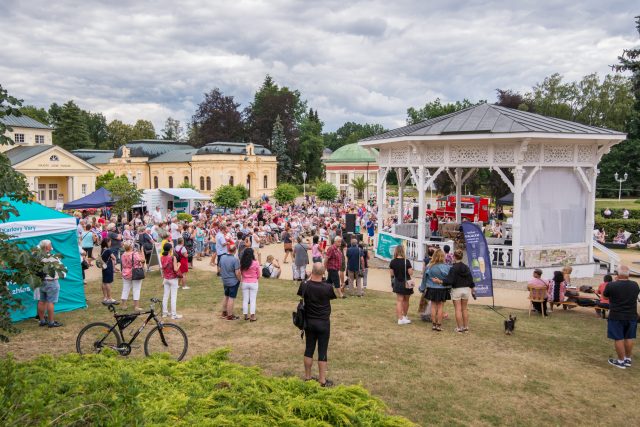 Festivalová atmosféra Léta v lázních ve Františkových Lázní