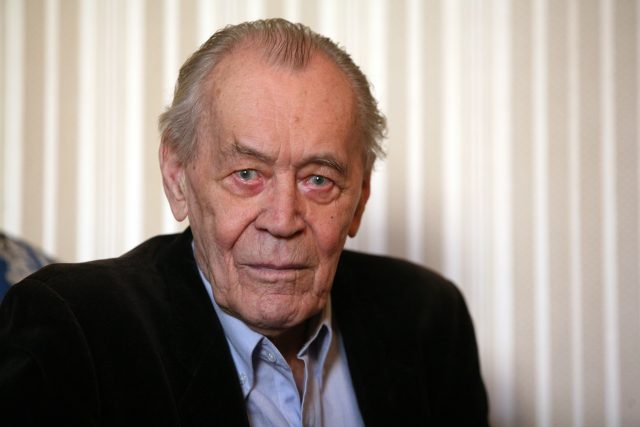 Básník,  spisovatel a dramatik Zdeněk Rotrekl | foto: Profimedia