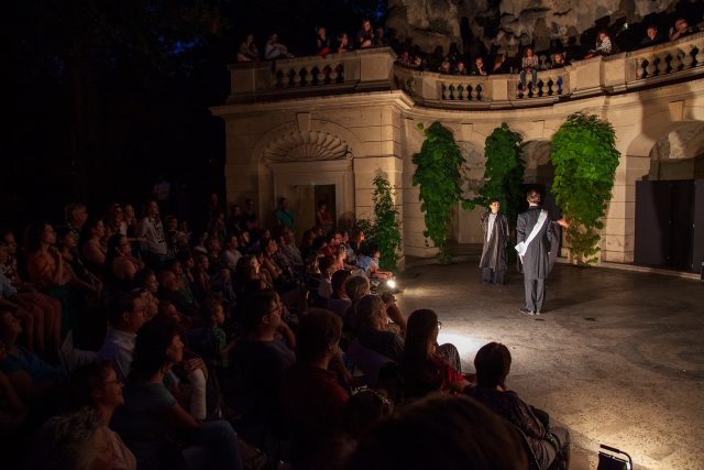 Letní scéna Divadla MA v Grébovce | foto: Dimitri Goreloff,  Divadlo MA