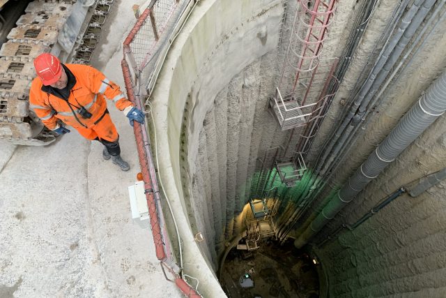 Skončily přípravné práce pro stavbu metra D,  jak to vypadá od zemí? | foto: Kristýna Vašíčková,  Český rozhlas