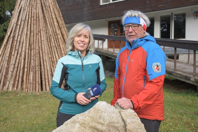 Alena Zárybnická a náčelník Horské služby Krkonoše Pavel Cingr | foto: Valerián Spusta