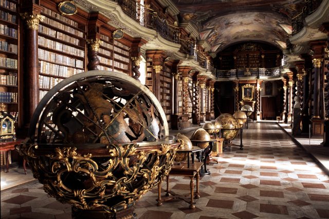 Barokní knihovna v Klementinu | foto: Profimedia